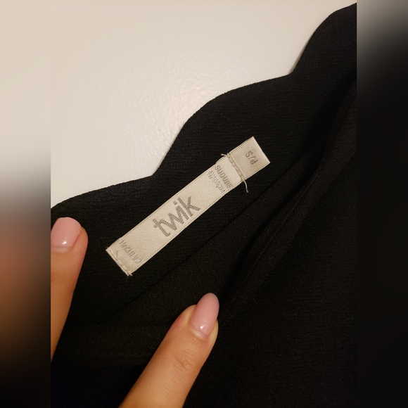 Twik Scalloped Neck Dress - Picture 4 of 4